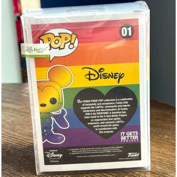 Mickey Mouse Funko Pop! Pride #01 w/ protector - Picture 4 of 5
